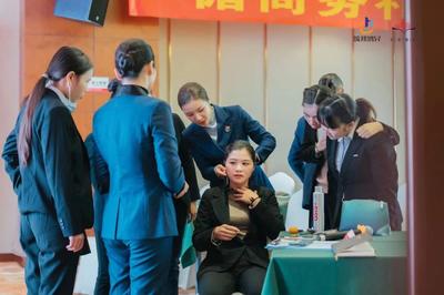 學禮儀 塑形象 筑邦鴻——鴻升商務禮儀培訓效果顯著，賦能專業禮儀服務